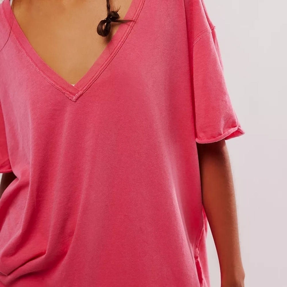 NWOT Free People We The Free Nina V-Neck Tee Size Small - Picture 3 of 4
